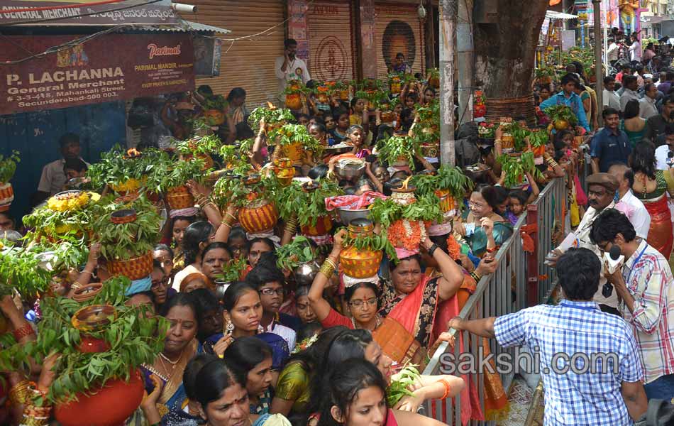 Secunderabad Ujjaini Mahankali Bonalu29