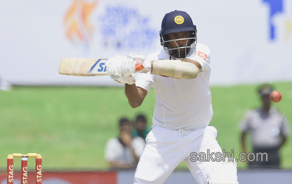 Virat Kohli and Abhinav Mukund Put India On Top On Day 313