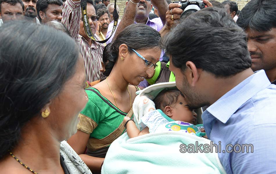 YS Jagan Tour in Nandyala - Sakshi8