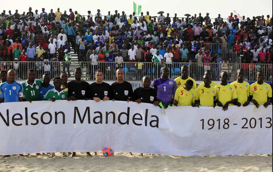 Nelson Mandela buried in the rolling hills of South Africa16