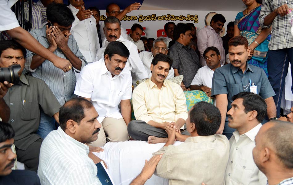 ys jagan takes up fasting for united state - Sakshi6