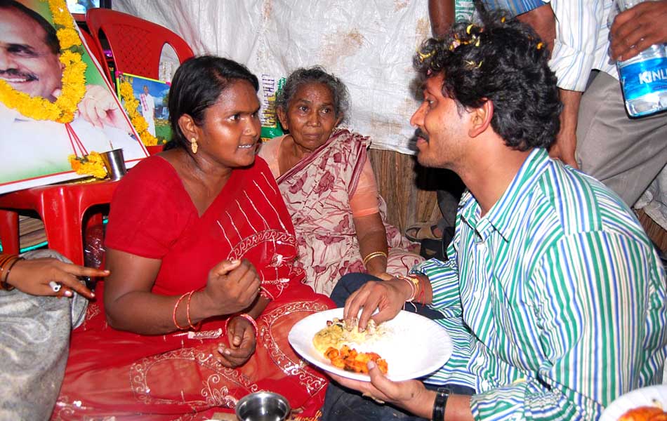 Ys Jagan Odarpu Yatra - Sakshi19