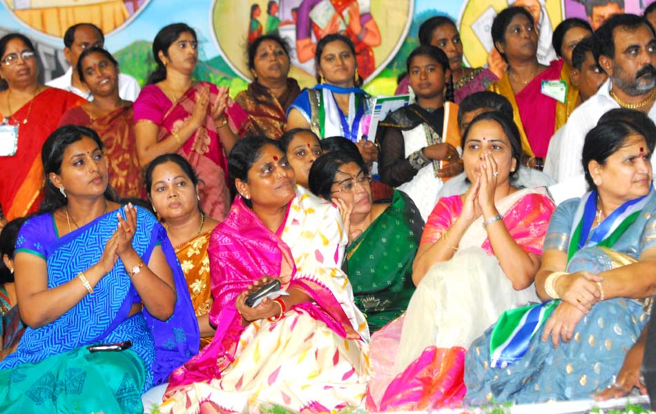 YSRCP PRAJA PRASTHANAM at Idupulapaya - Sakshi4