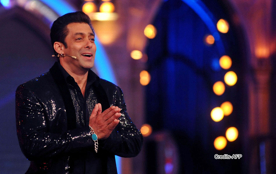 Bigg Boss 7 Salman Gauhar and Tanisha in limelight13