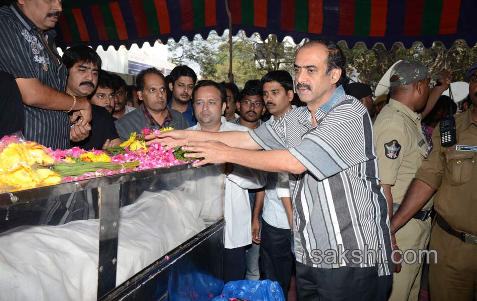 Tollywood Celebrities Pay Homage To Actor Uday Kiran - Sakshi22