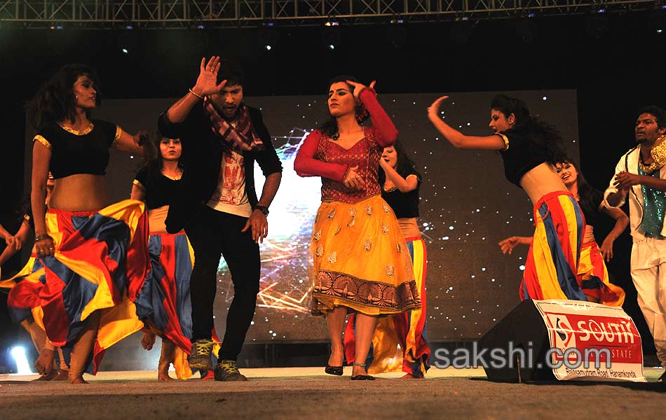 stars musical night at warangal50