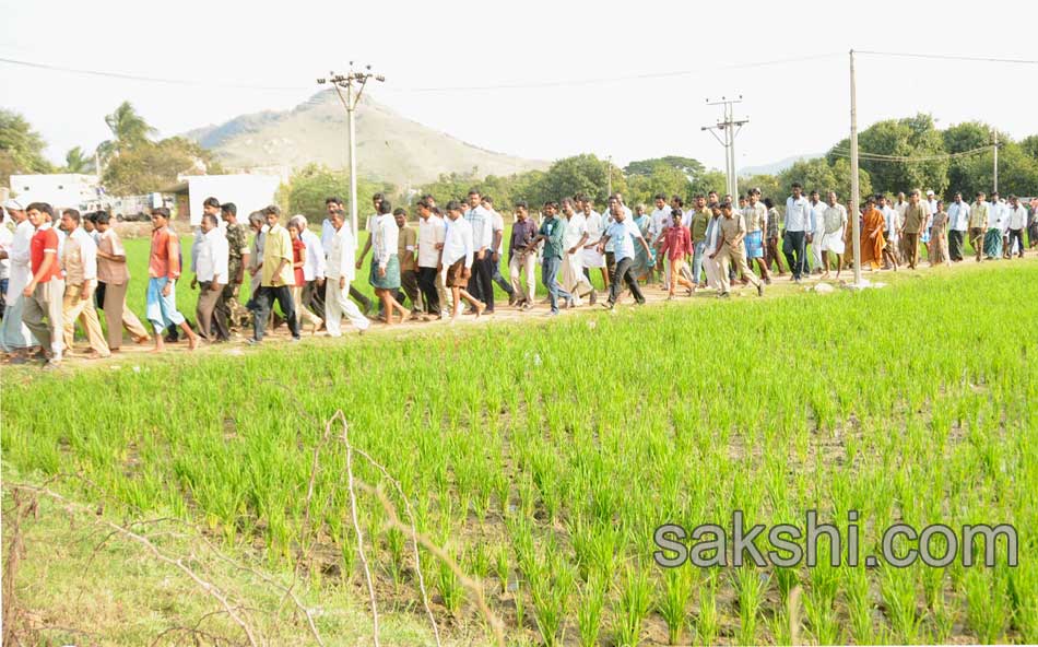 YS Jagan mohan reddy Samiyakashkaram Yataya - Sakshi13