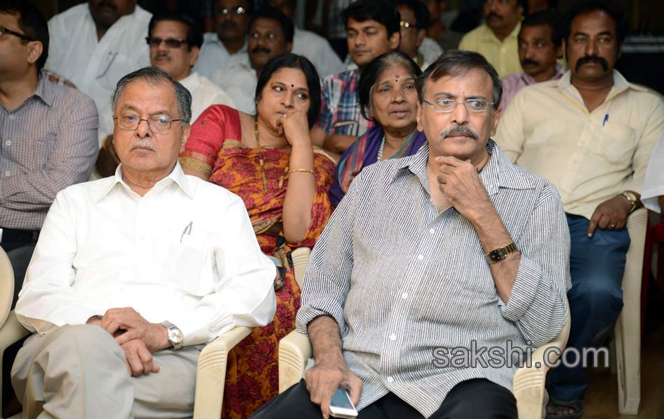 Celebrities pay homage to ANR at film chamber25