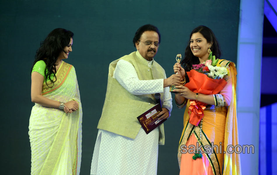 Gulf Andhra Music Awards 2013 - Sakshi11