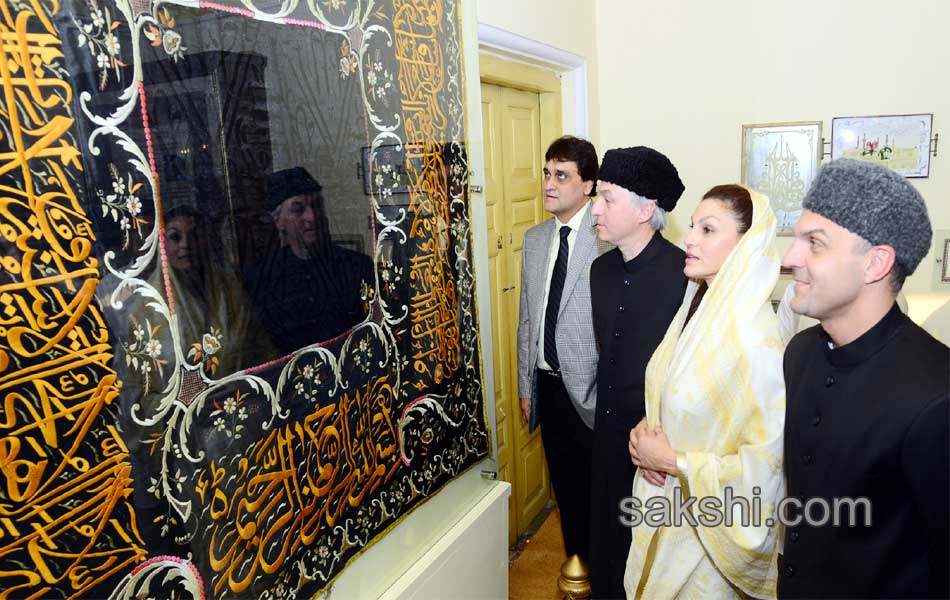 Nizam Family visits chowmahalla palace in Hyderabad3