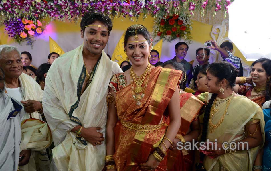 geetha madhuri with nandu marriage4