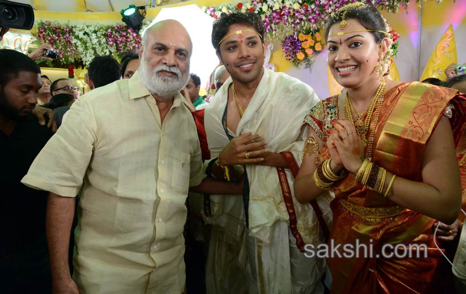 geetha madhuri with nandu marriage27