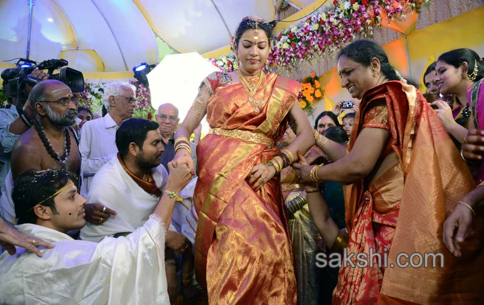 geetha madhuri with nandu marriage43