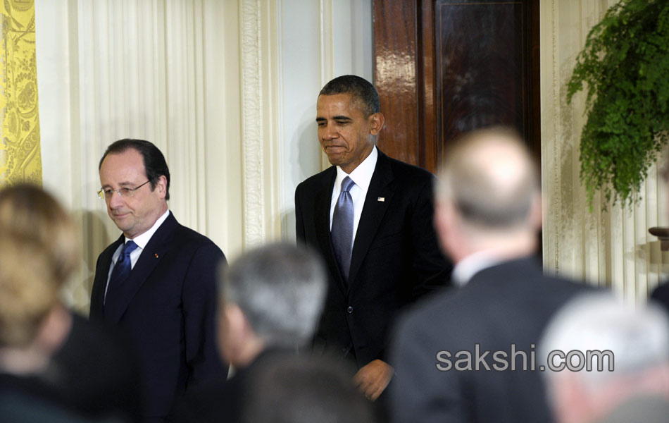 Obama and Francois Meeting - Sakshi14