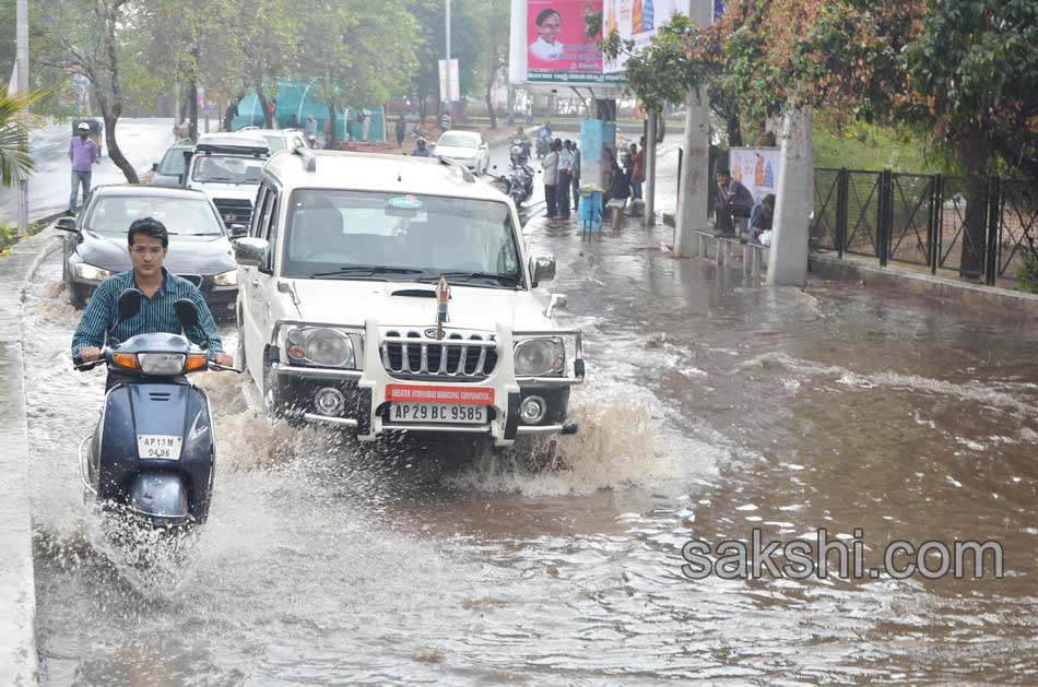 rain in city - Sakshi4