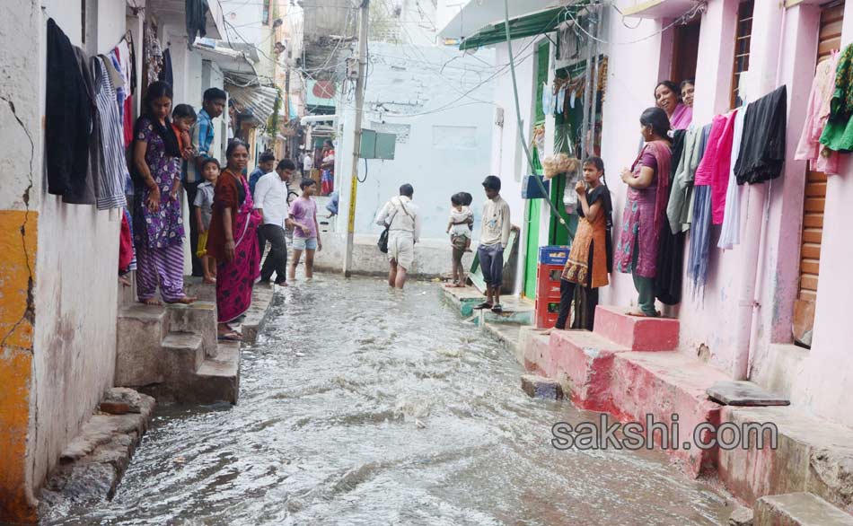 rain in city - Sakshi16