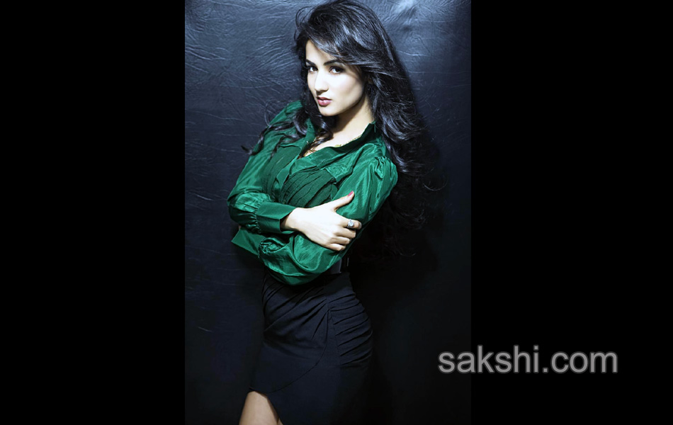 Hot Beauty Sonal Chauhan - Sakshi1