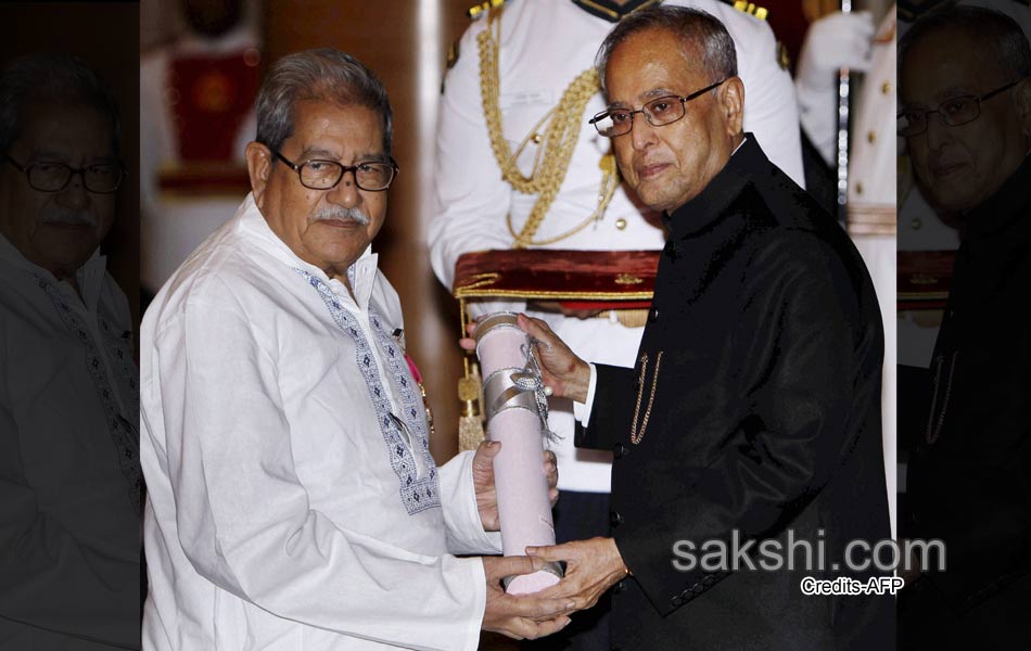 Padma Awards 2014 function at the Rashtrapati Bhavan in New Delhi6