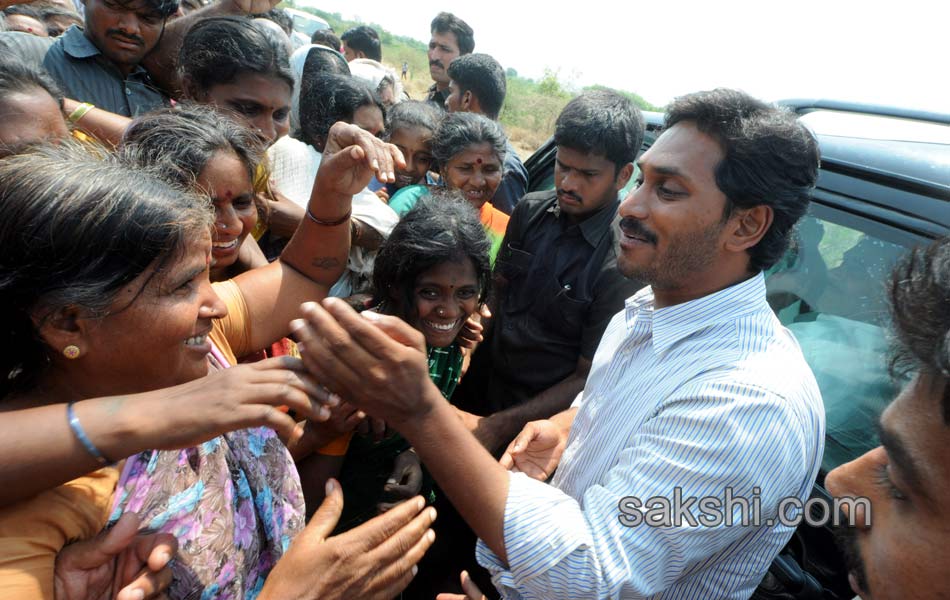 Jagan s Janapatham at Cuddapah District - Sakshi9