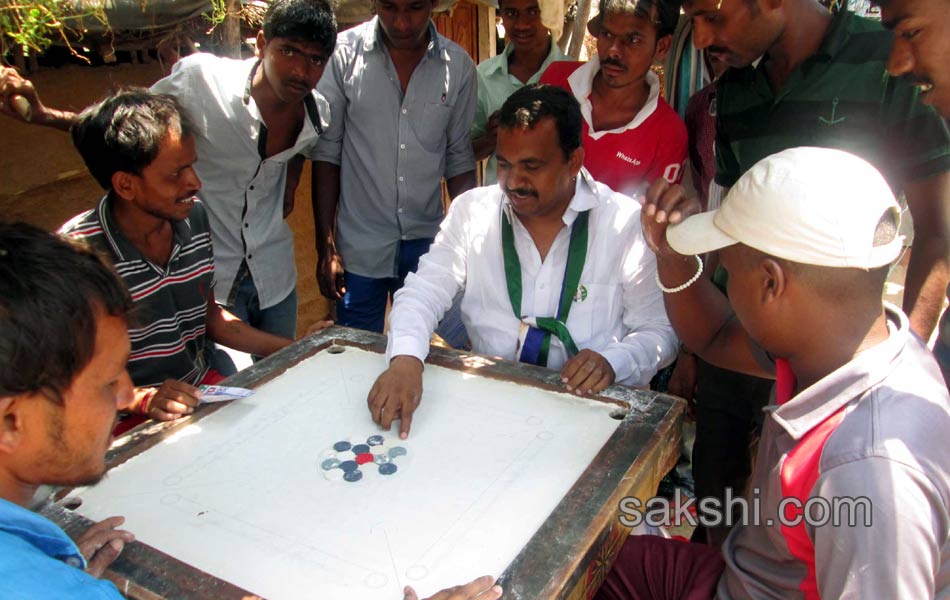 Candets of seemandhra participating with people works during election - Sakshi1