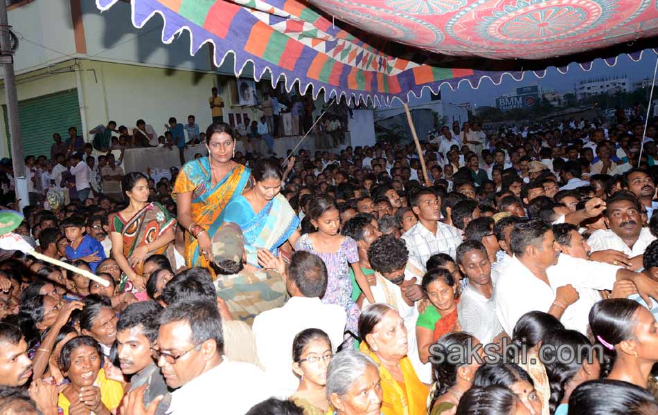 Shobha Nagireddy lies in state  Nandyal21