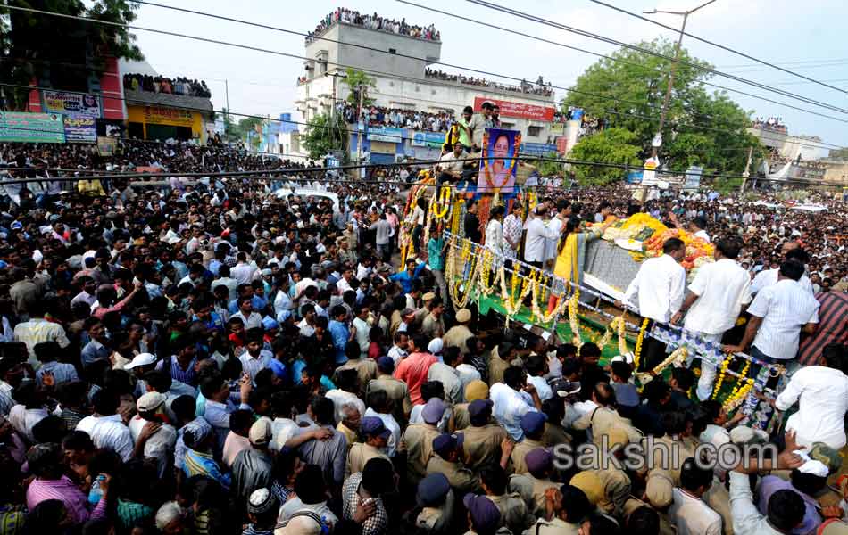 Shobha Nagireddy last rites today - Sakshi29