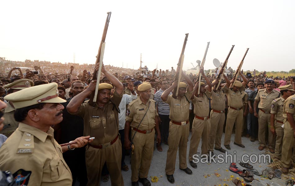 Shobha Nagireddy last rites today - Sakshi38