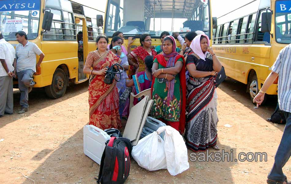 Poling Stations Are Ready In Telangana - Sakshi14