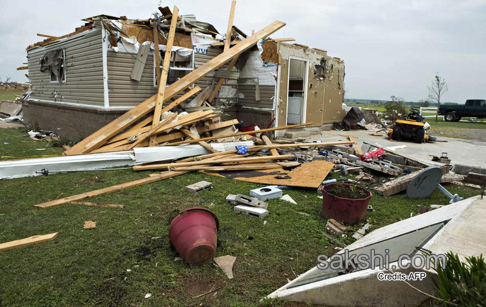 Alabama Mississippi Brace for 2nd Hit as Tornado Toll Reaches9