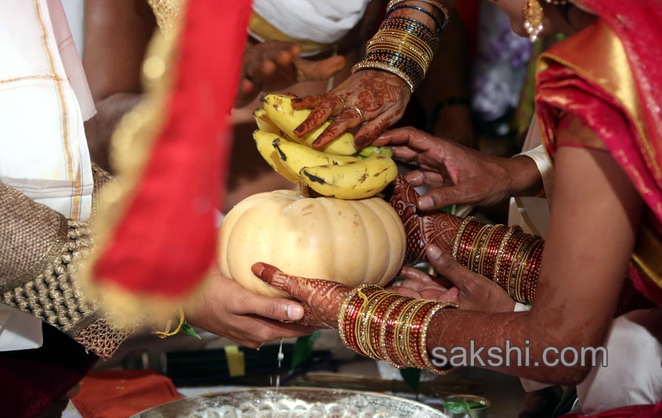 Celebs at Sivaji Raja Daughter Wedding10