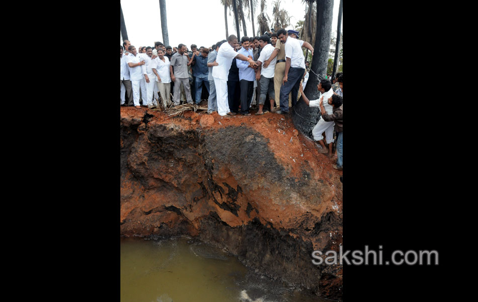 jagan visits nagaram - Sakshi8