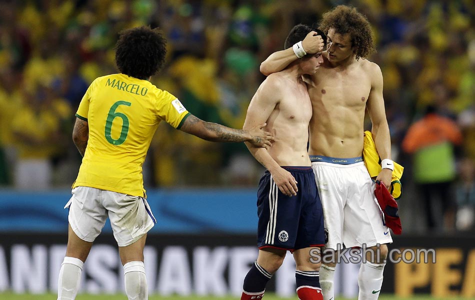 brazil wins over colombia and enters into semi final - Sakshi4