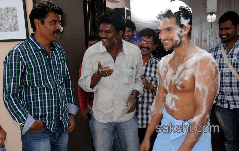 galipatam movie working stills6