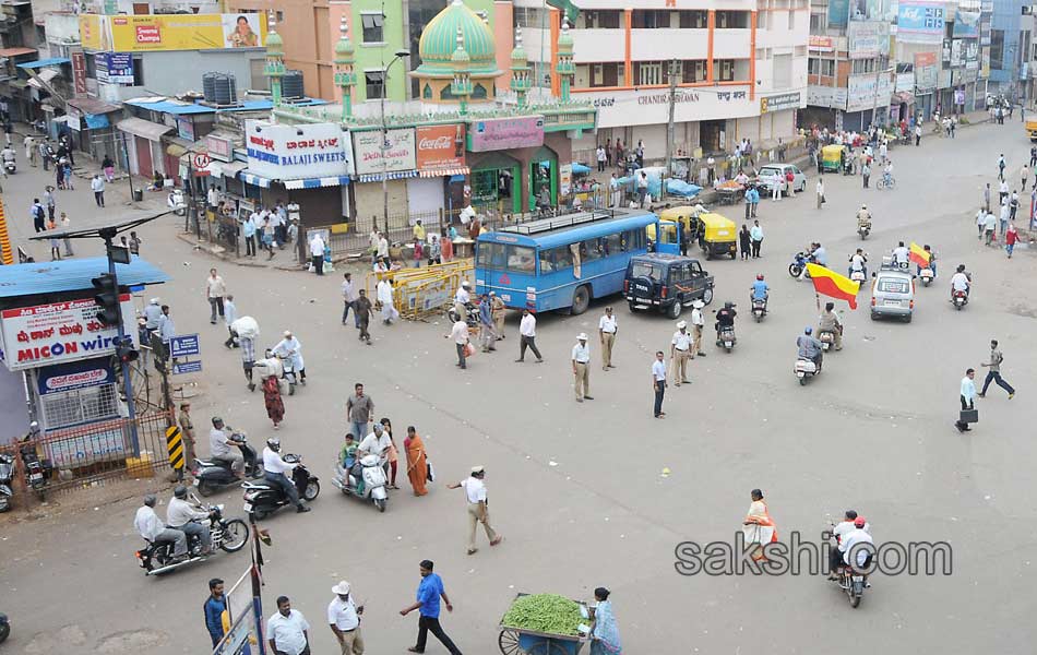 Bangalore bandh to protest sexual offences - Sakshi12