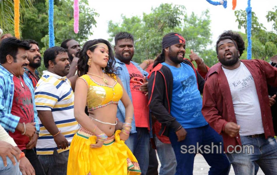 gang of gabbarsingh movie item song stills1