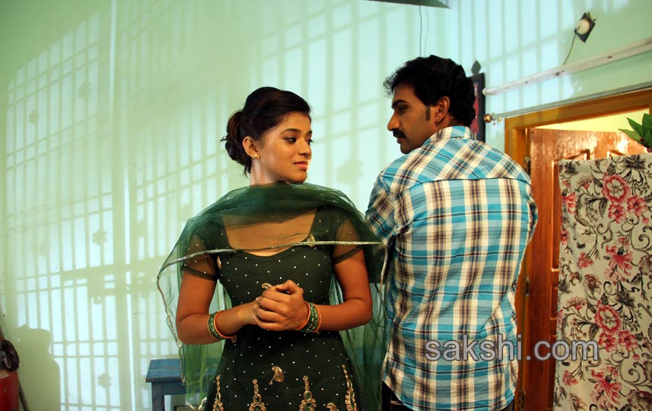 Kakatiyudu Movie stills13