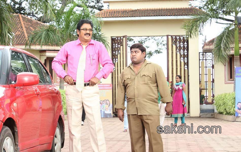 Toll free no 143 movie stills - Sakshi1