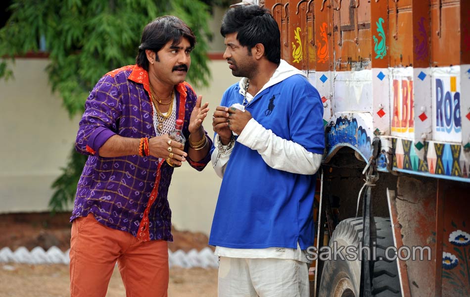 Govindudu Andarivadele Movie working Stills - Sakshi7