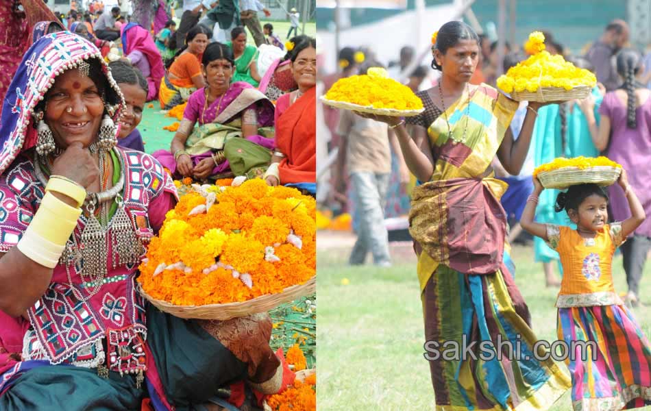 CM KCR  family in Bathukamma Celebrations at Tank Bund - Sakshi27