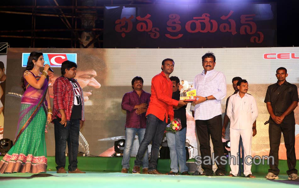 Loukyam Success Meet at Vizag6