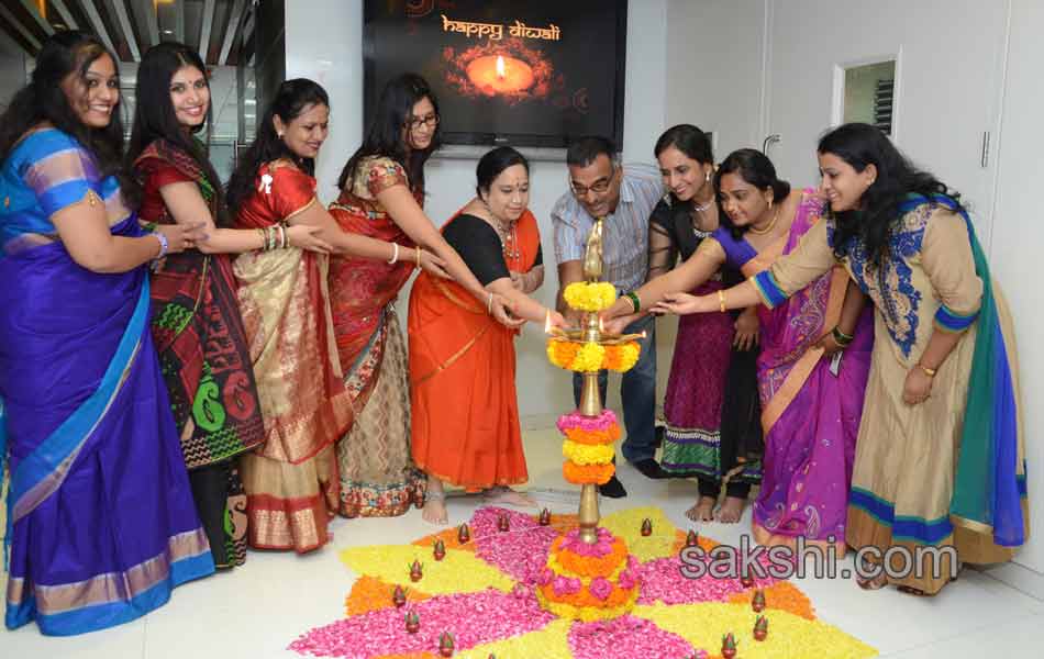 I T employes celebrate diwali festival8