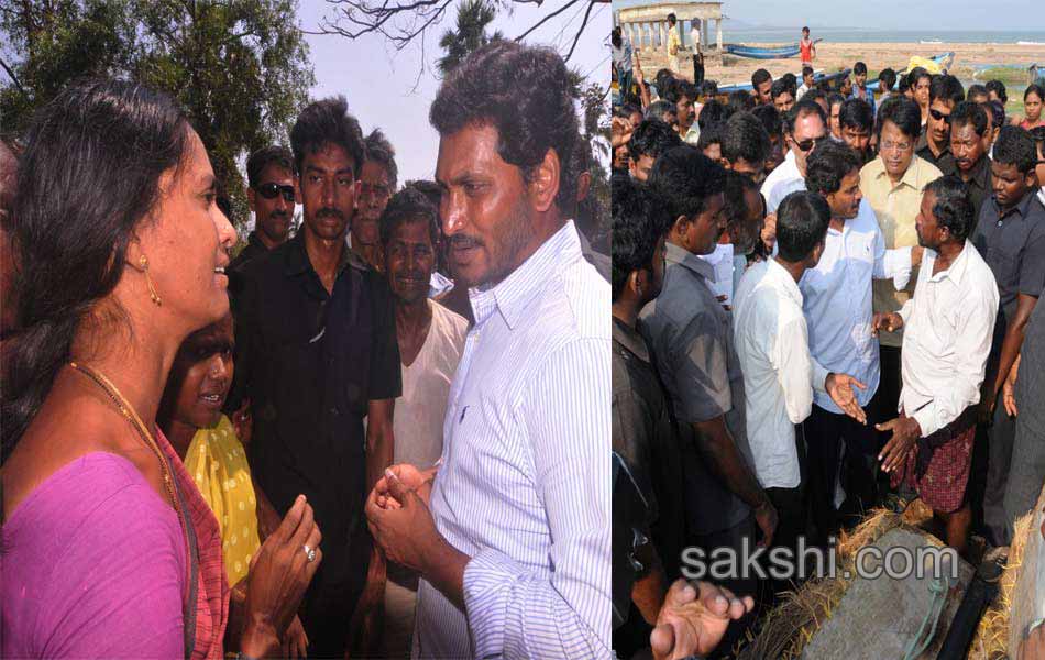 Ys Jagan mohan reddy consoles Hudhud victims over Vizianagaram Srikakulam areas - Sakshi16