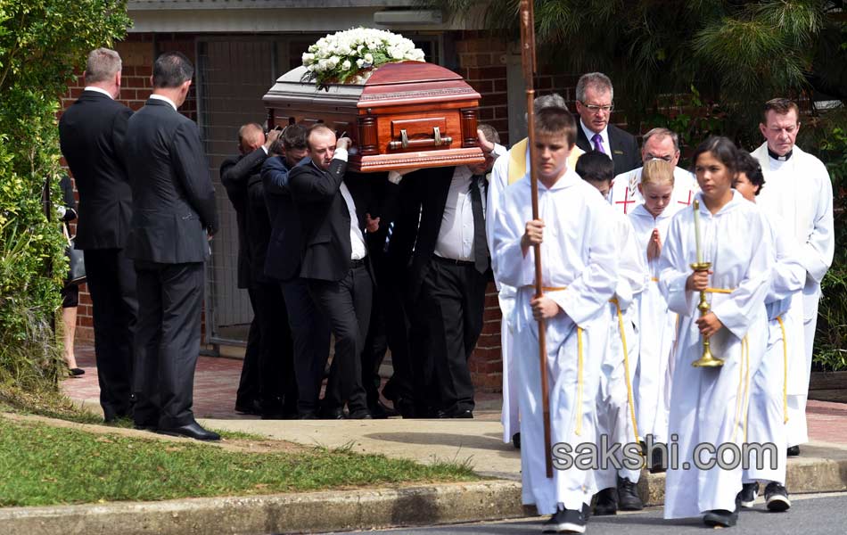 Australia Bids Farewell to Cricket Star Phillip Hughes3