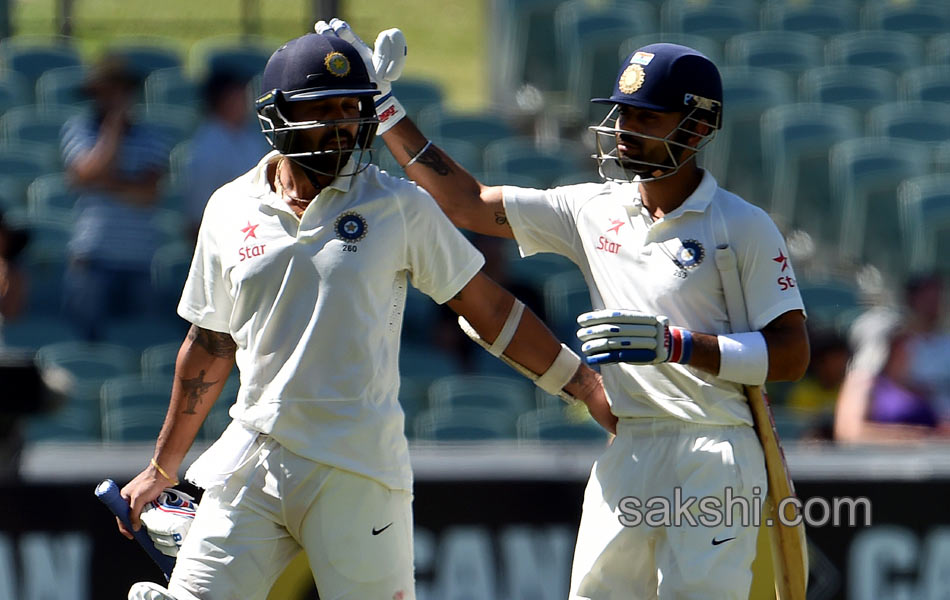 australia wins first test with 48 runs2