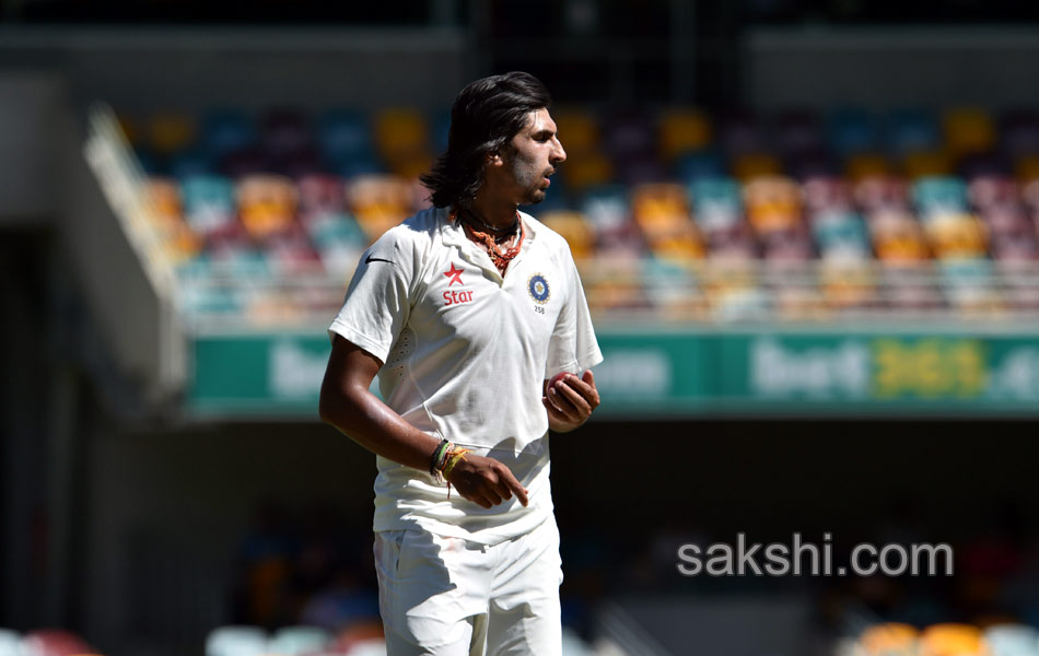 lbum india vs australia 2nd test day 3 at gabba14