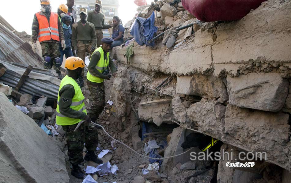 residential building collapsed in kenya7