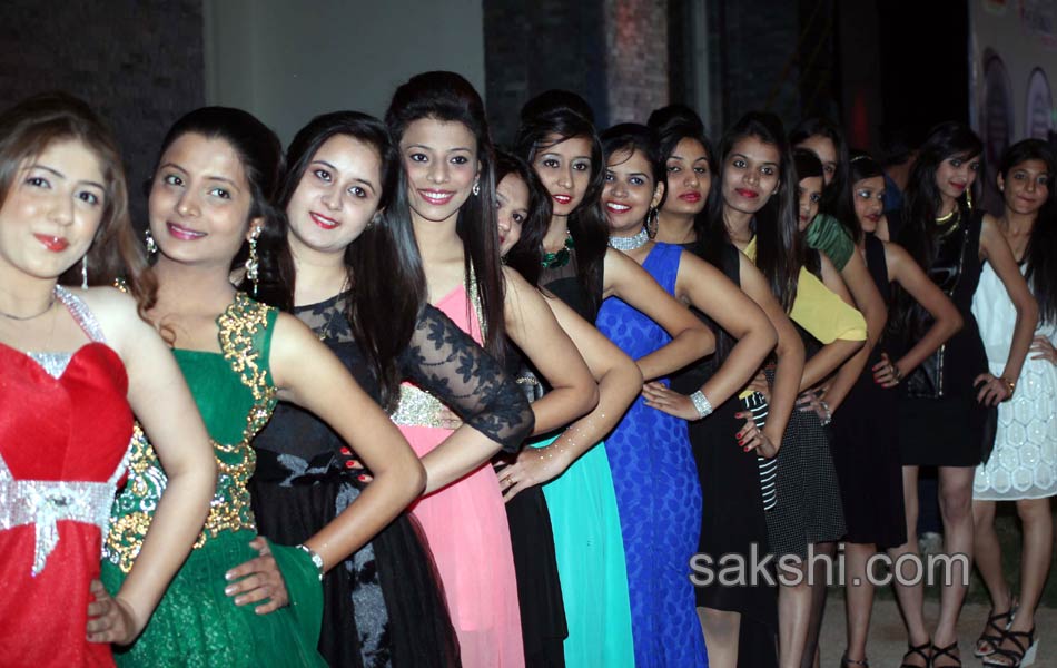 miss and mrs gujarathi and rajasthan - Sakshi5