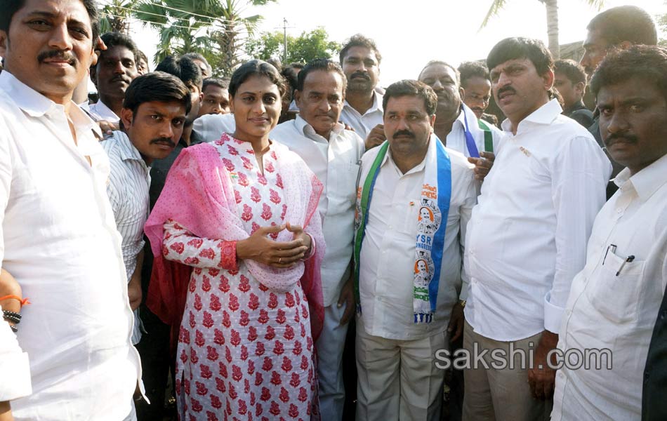 6th day of sharmila s tour in nalgonda district4