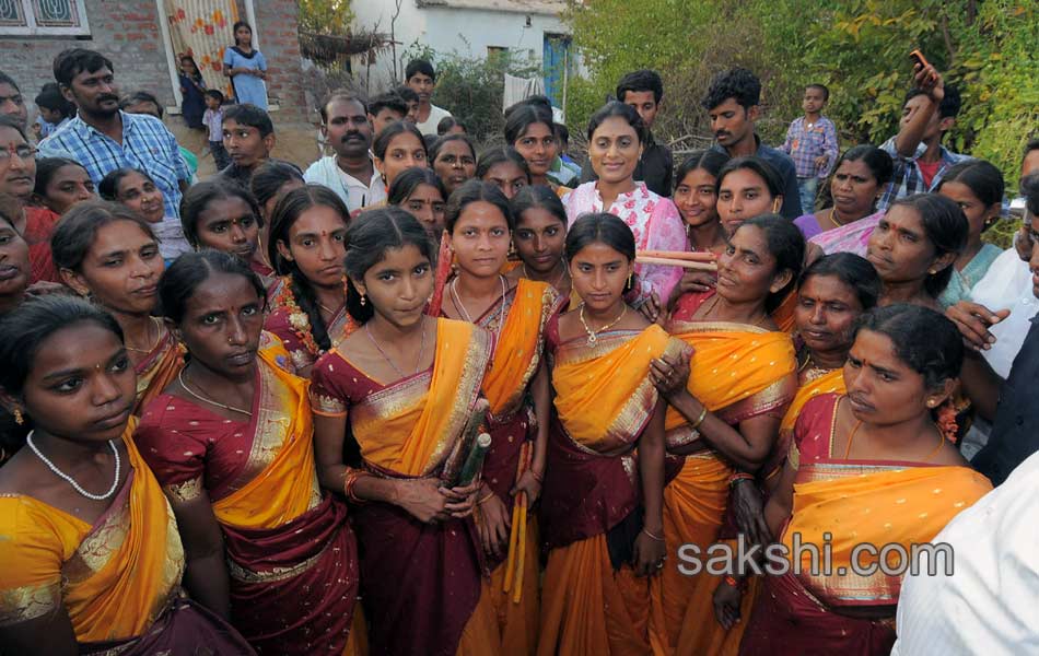 6th day of sharmila s tour in nalgonda district15