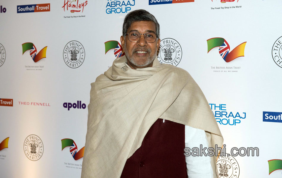 kailash satyarthi and rani mukherji attented british asian trust dinner8